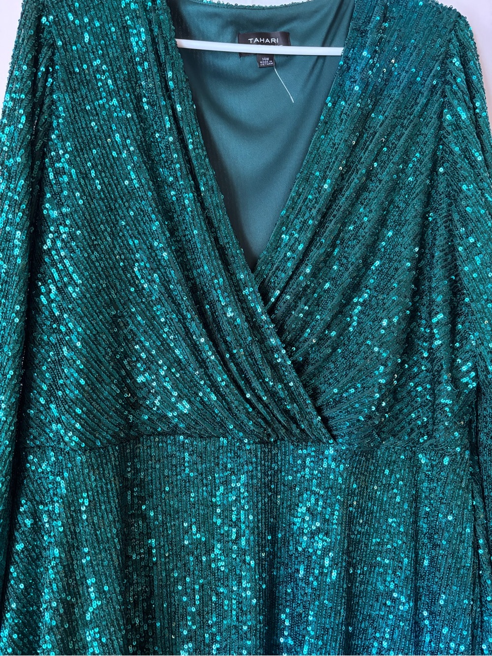 NWOT Tahari Emerald Sequin Wrap Midi Dress - Picture 3 of 5